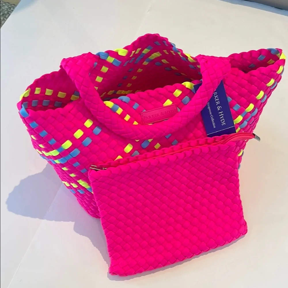 PARKER & HYDE Classic Woven Tote in Neon Pink Multi NWT - Picture 2 of 4